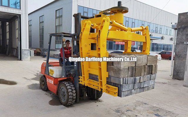 Block brick clamping machine/ Block clamper/ Forklift attachment clamper