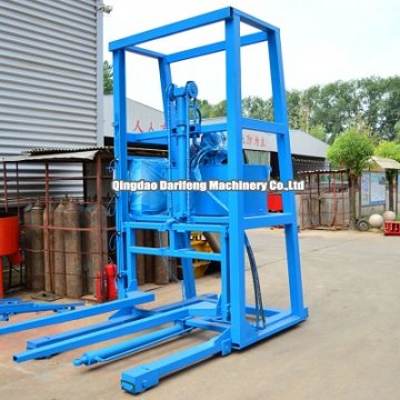 Concrete block making machine